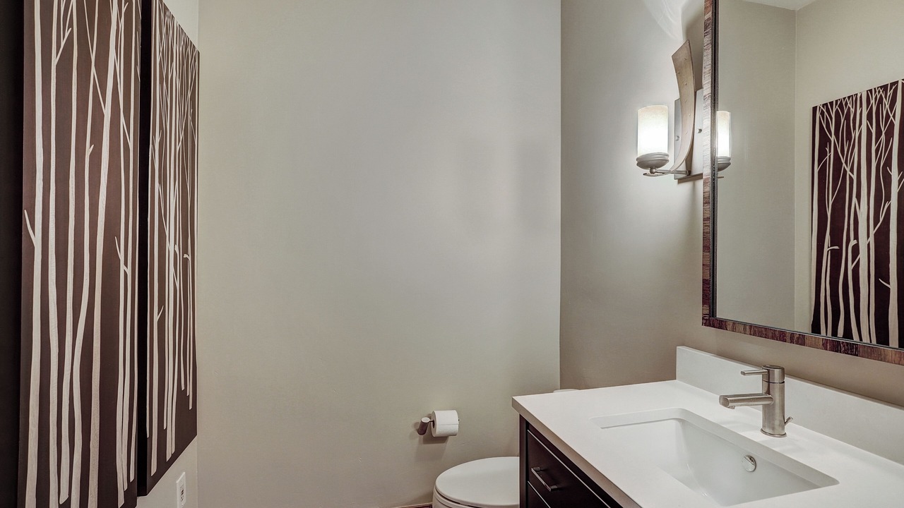Photo of Bathroom in Edwards