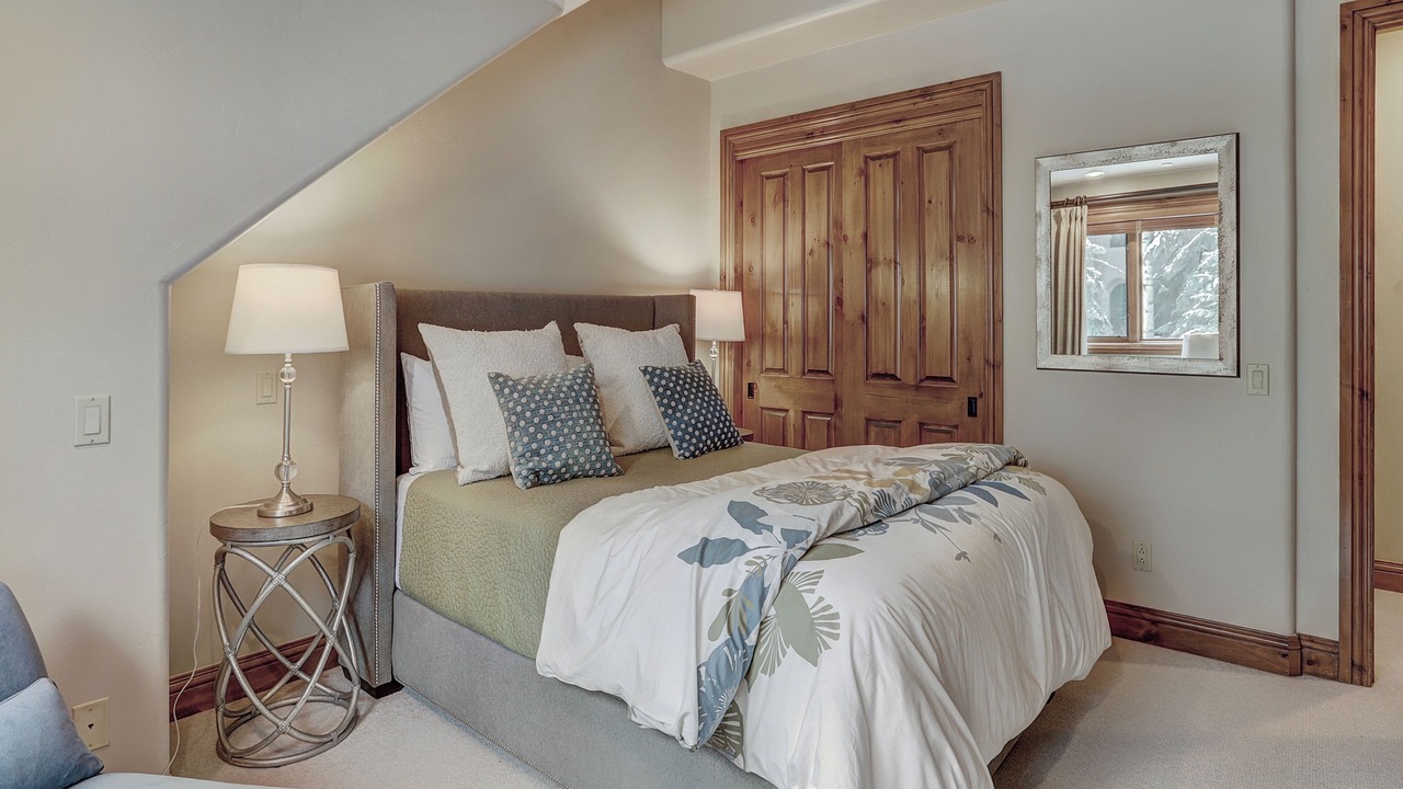 Photo of Bedroom in Edwards