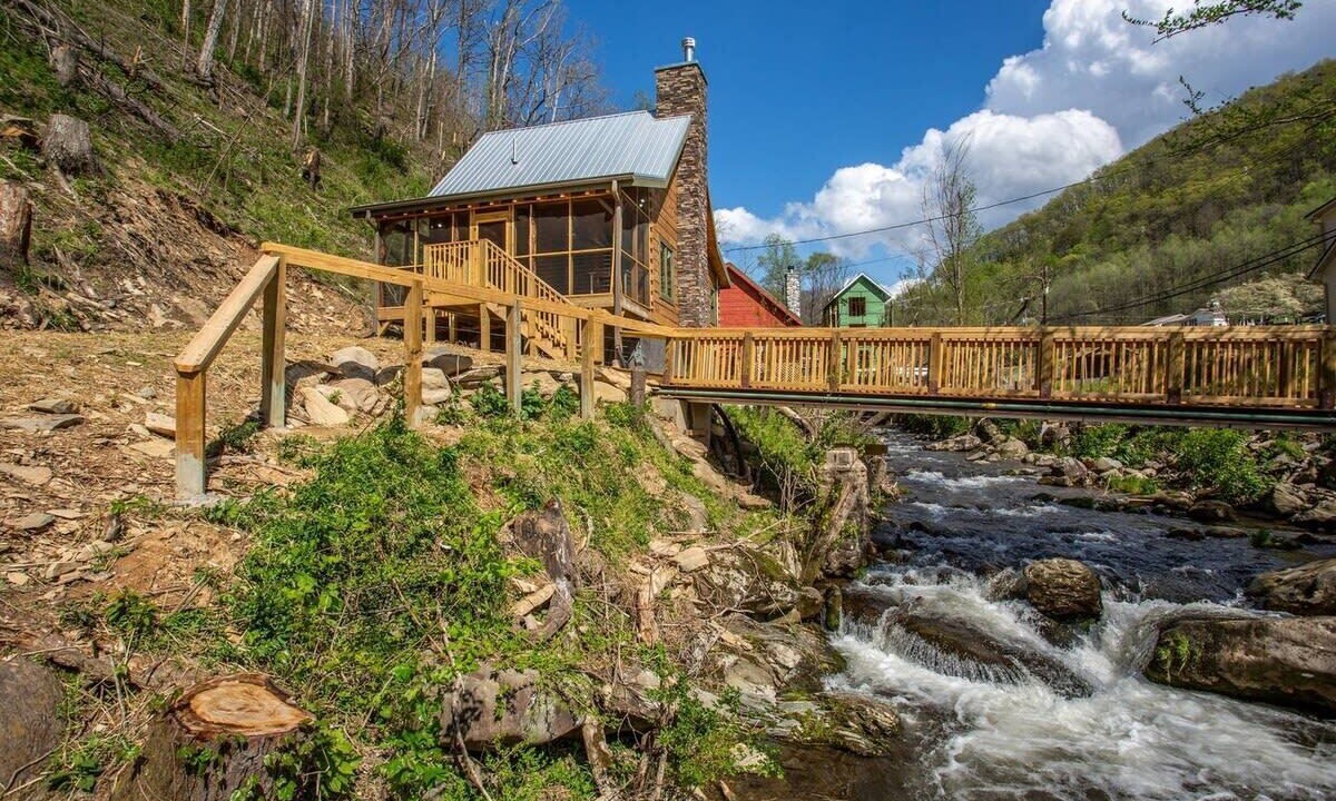 Photo of Others in Gatlinburg