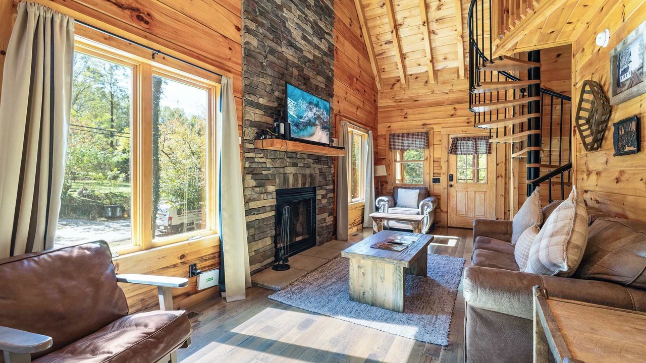 Photo of Livingroom in Gatlinburg