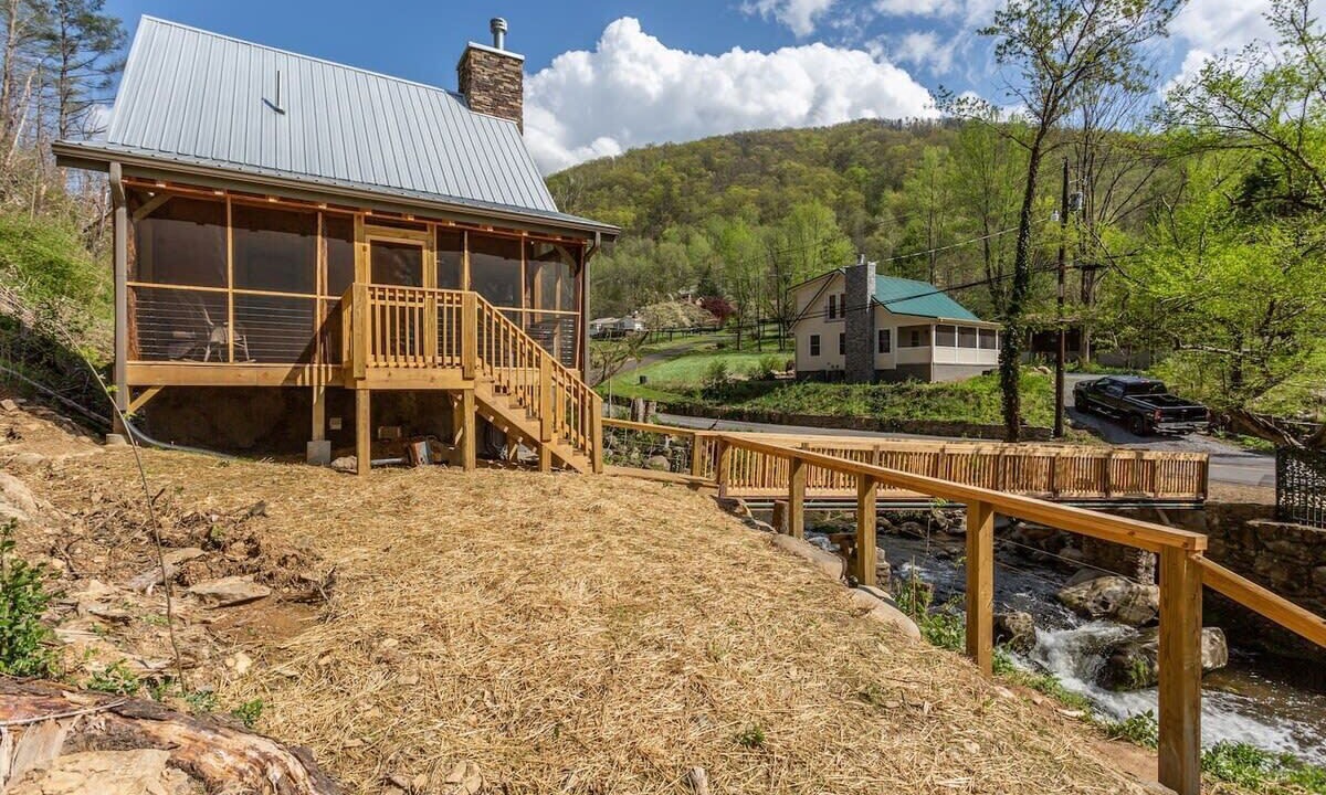 Photo of Others in Gatlinburg
