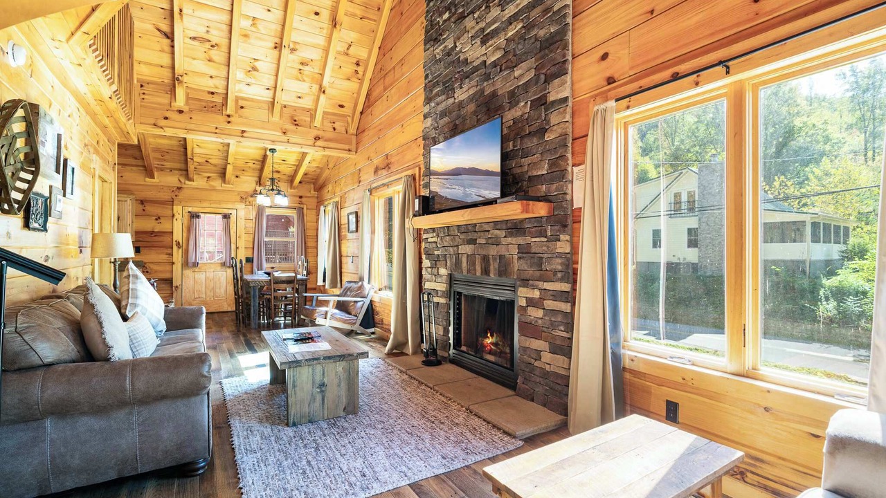 Photo of Livingroom in Gatlinburg