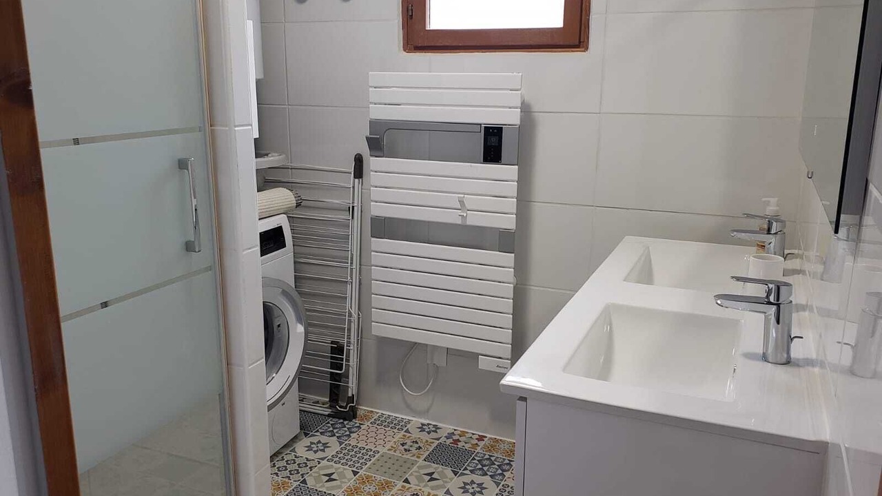 Photo of Bathroom in Vielle-Louron