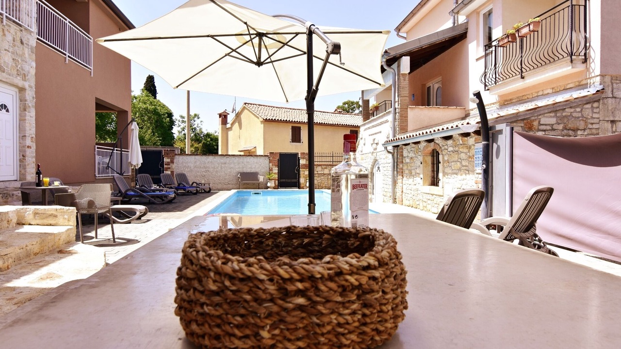 Photo of Patio Balcony in Tar