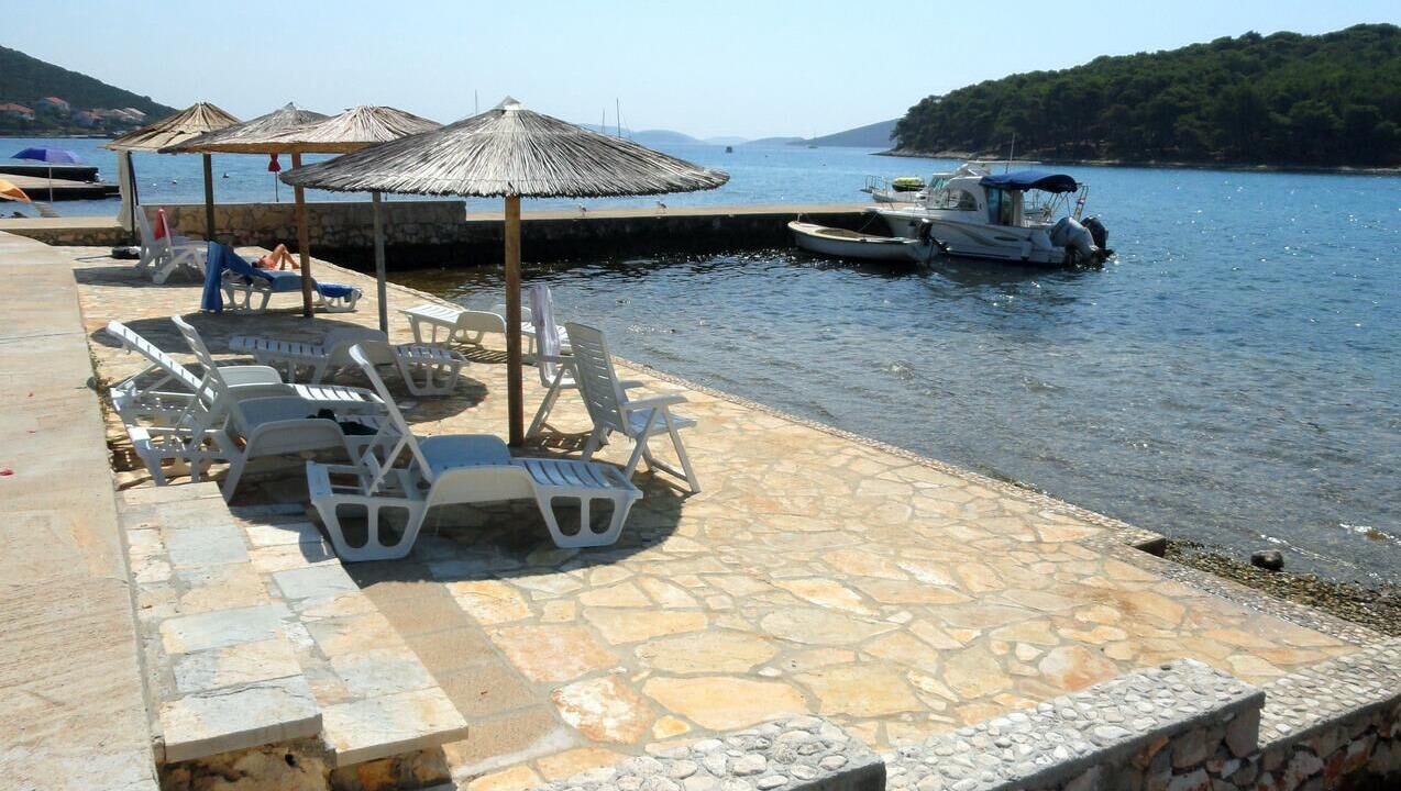 Photo of Others in Molat