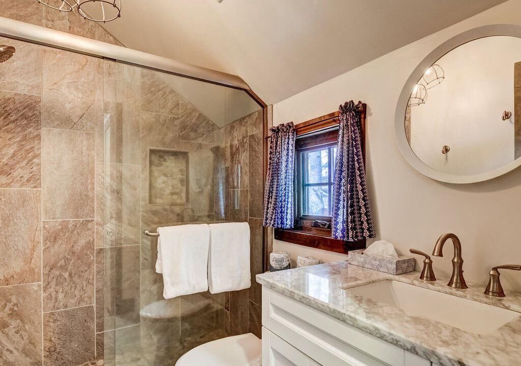 Photo of Bathroom in Bijou Pines