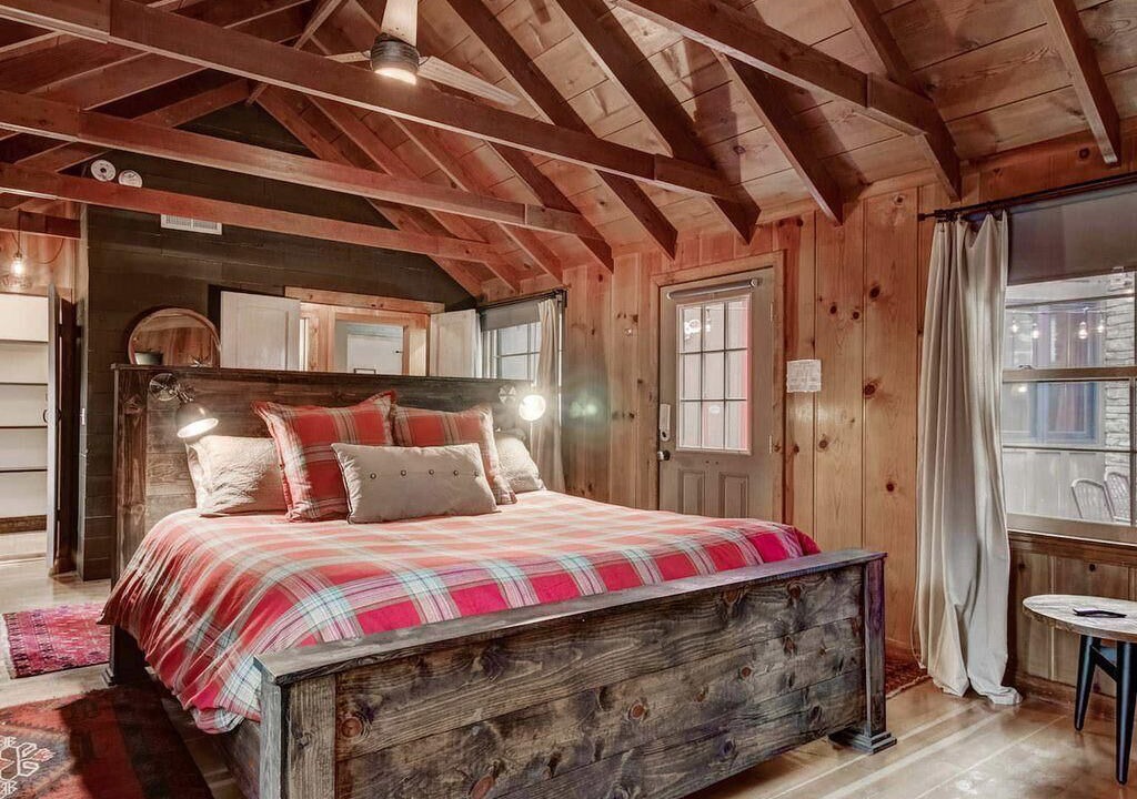 Photo of Bedroom in Bijou Pines