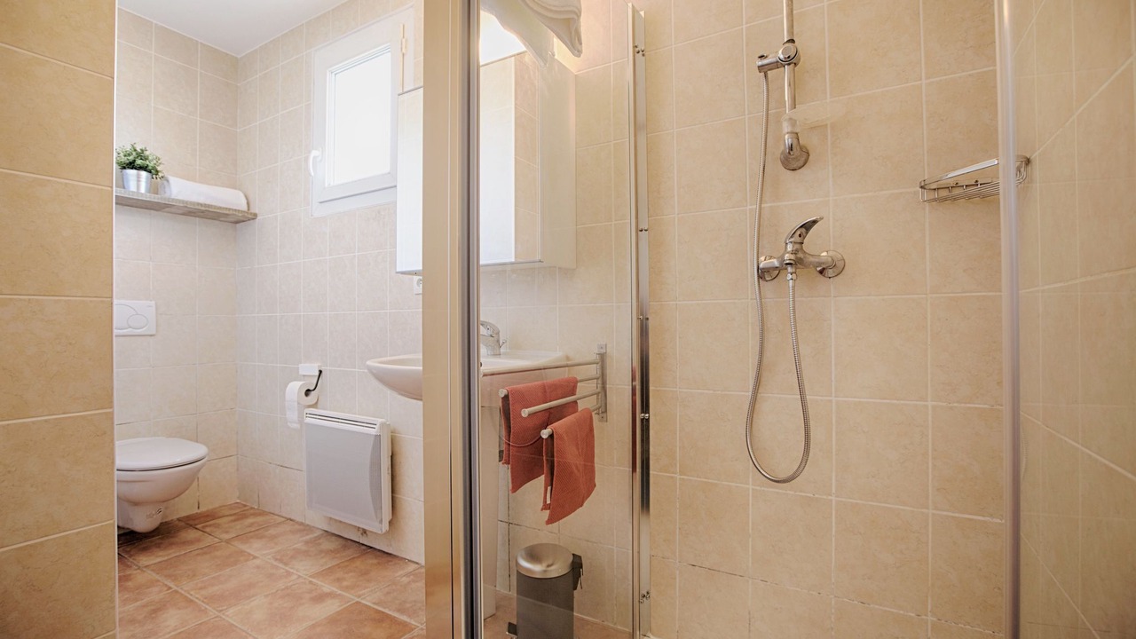 Photo of Bathroom in Joyeuse