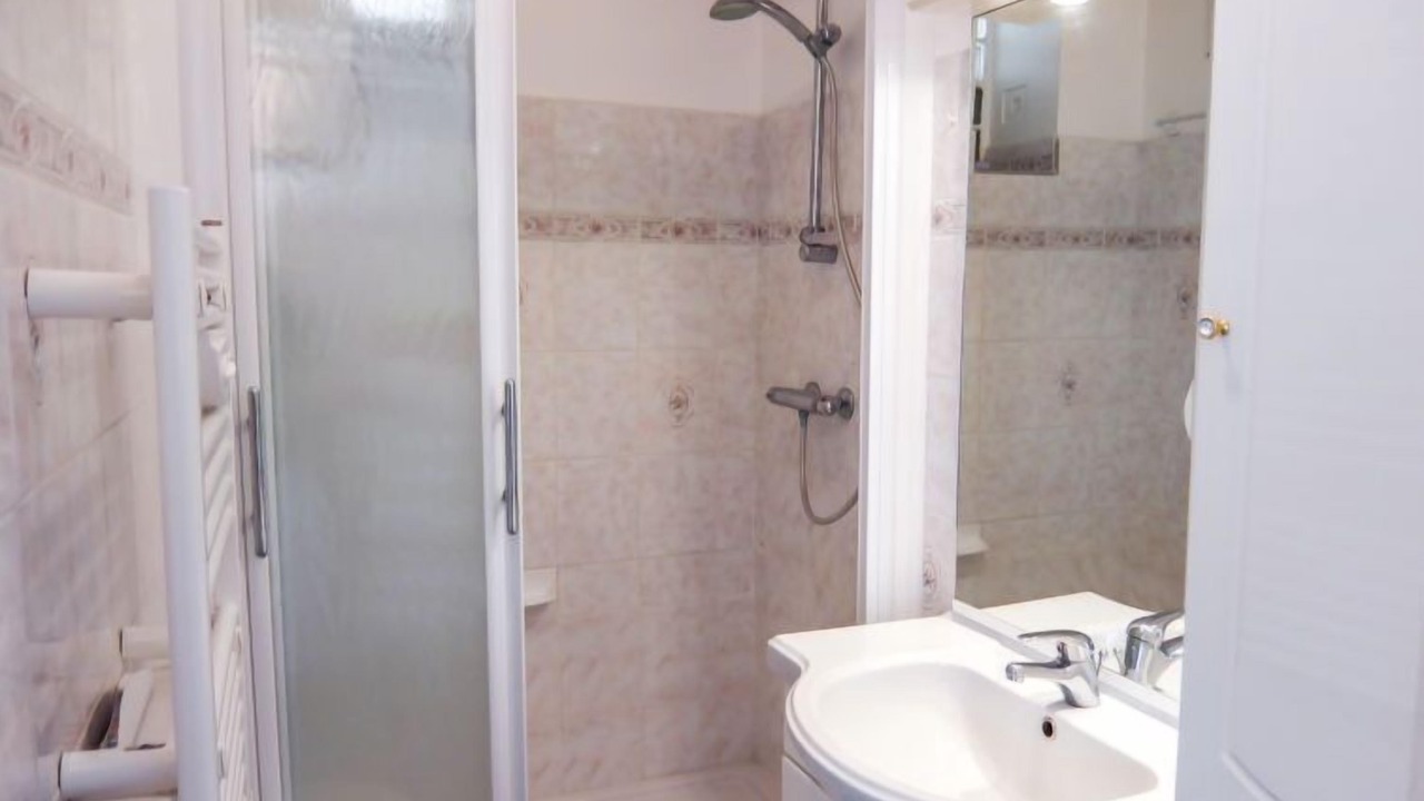 Photo of Bathroom in Saint-Cyprien Plage