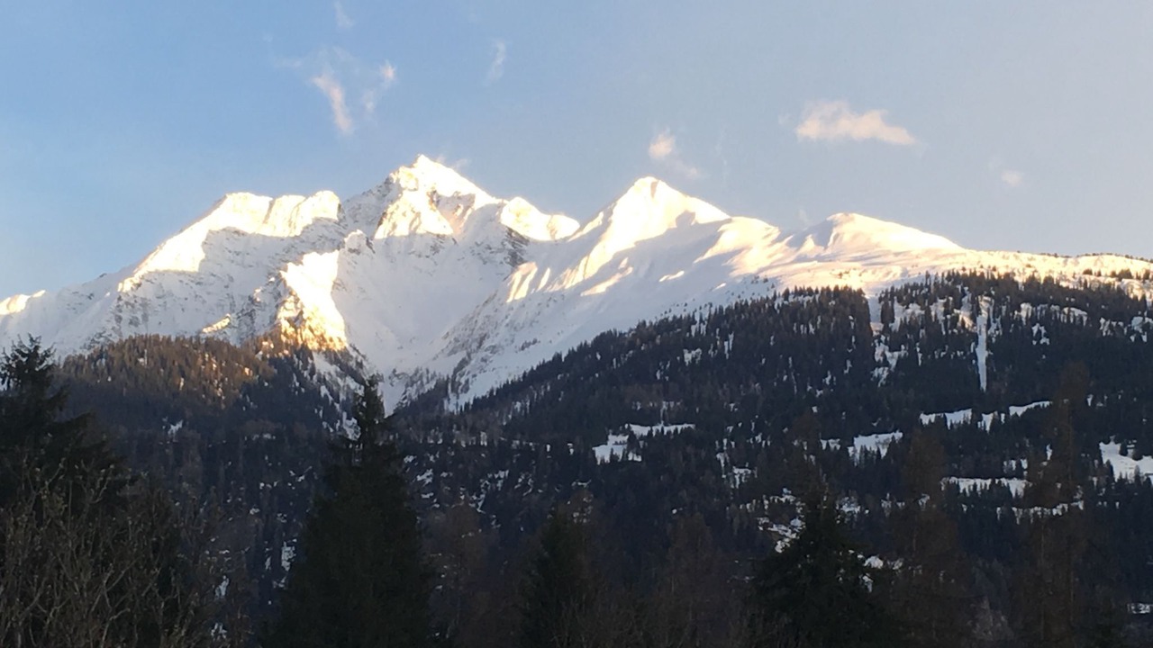 Photo of Others in Laax