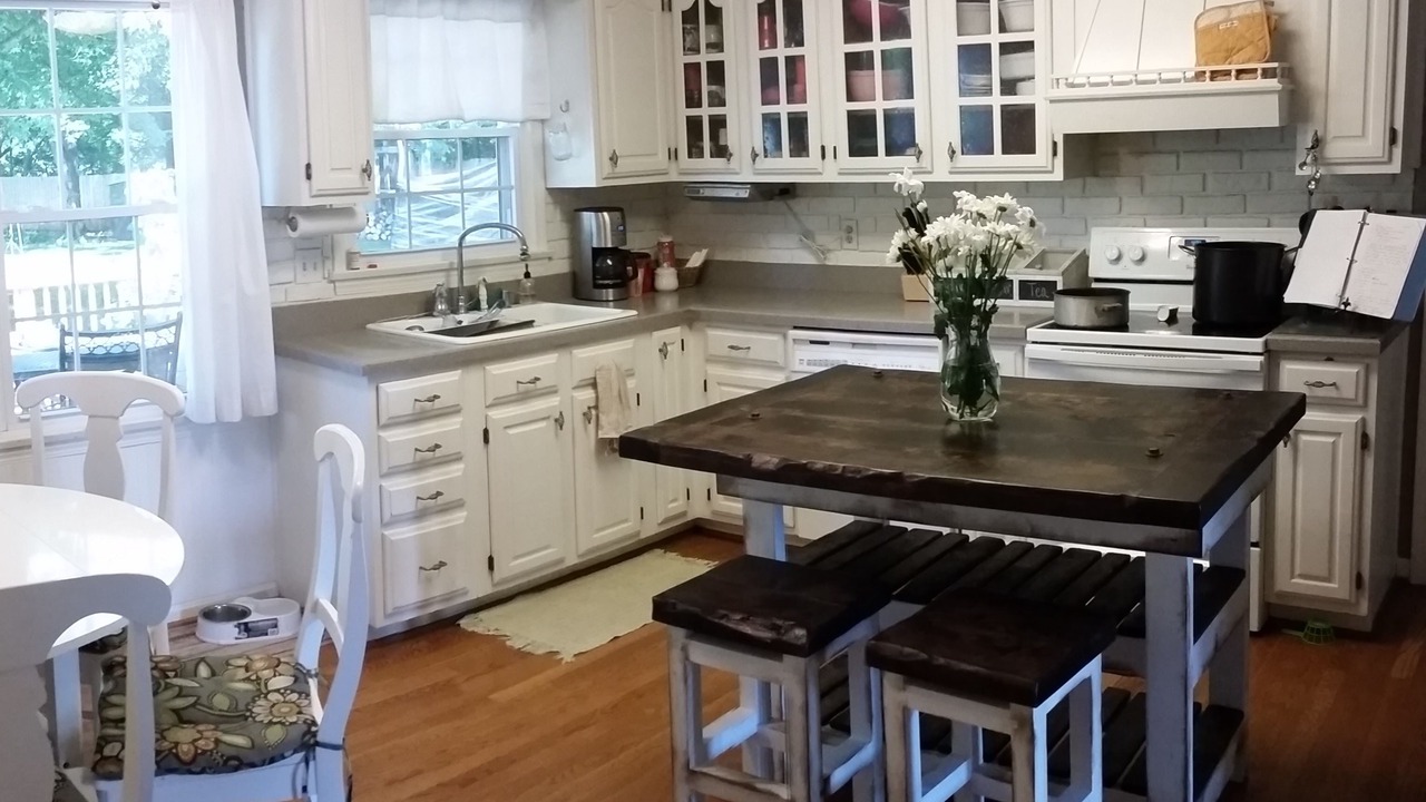 Photo of Kitchen in Buechel