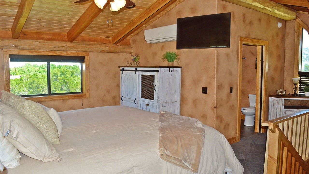 Photo of Bedroom in Marble Falls