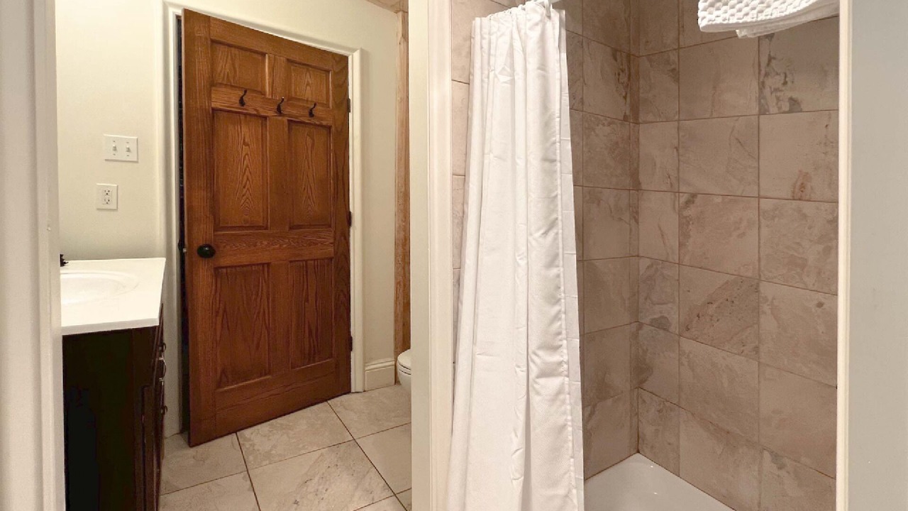 Photo of Bathroom in Lower Town