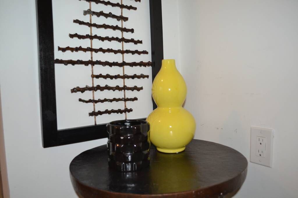 Photo of Others in South of Fifth