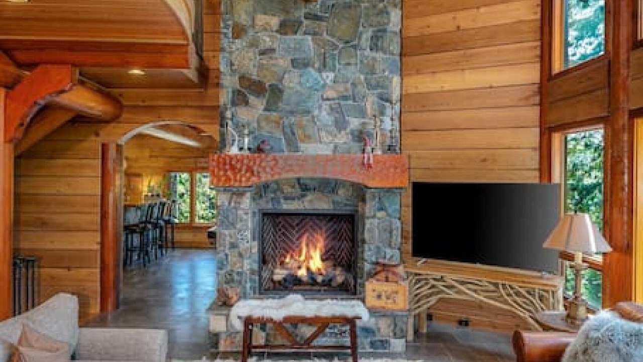 Photo of Livingroom in Government Camp