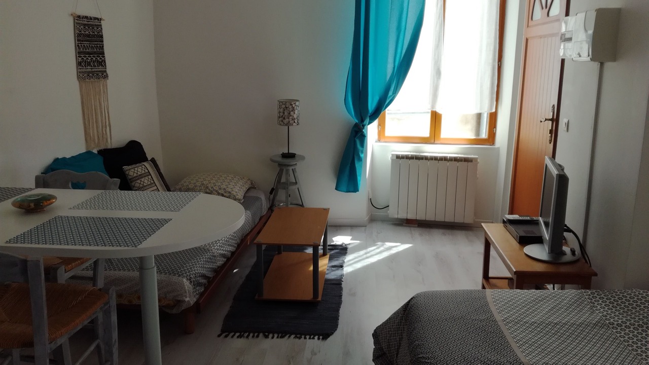 Photo of Bedroom in Pont-Saint-Esprit