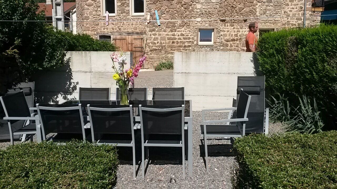 Photo of Outdoor in Matour