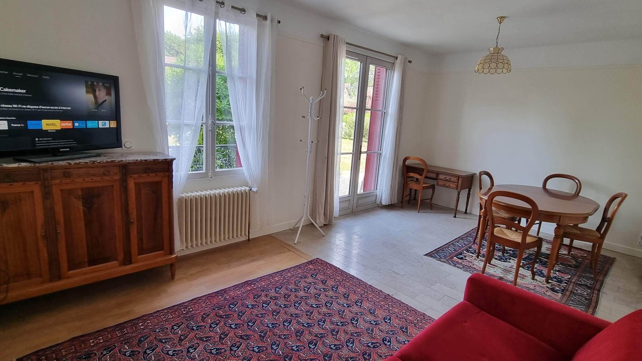 Photo of Livingroom in Coye-la-Foret