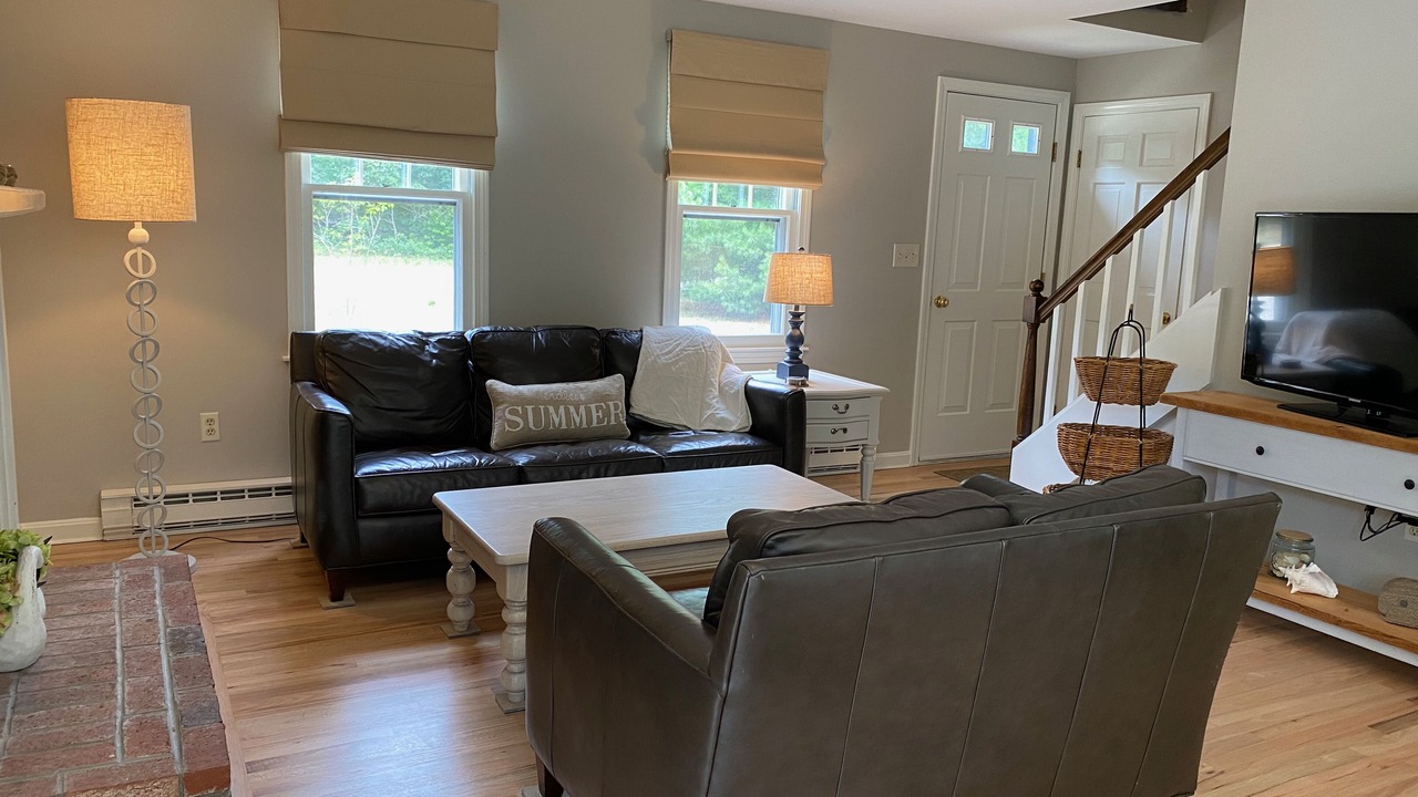Photo of Livingroom in Eastham