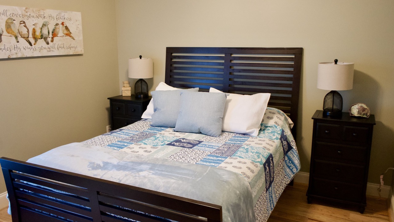 Photo of Bedroom in Dahlonega