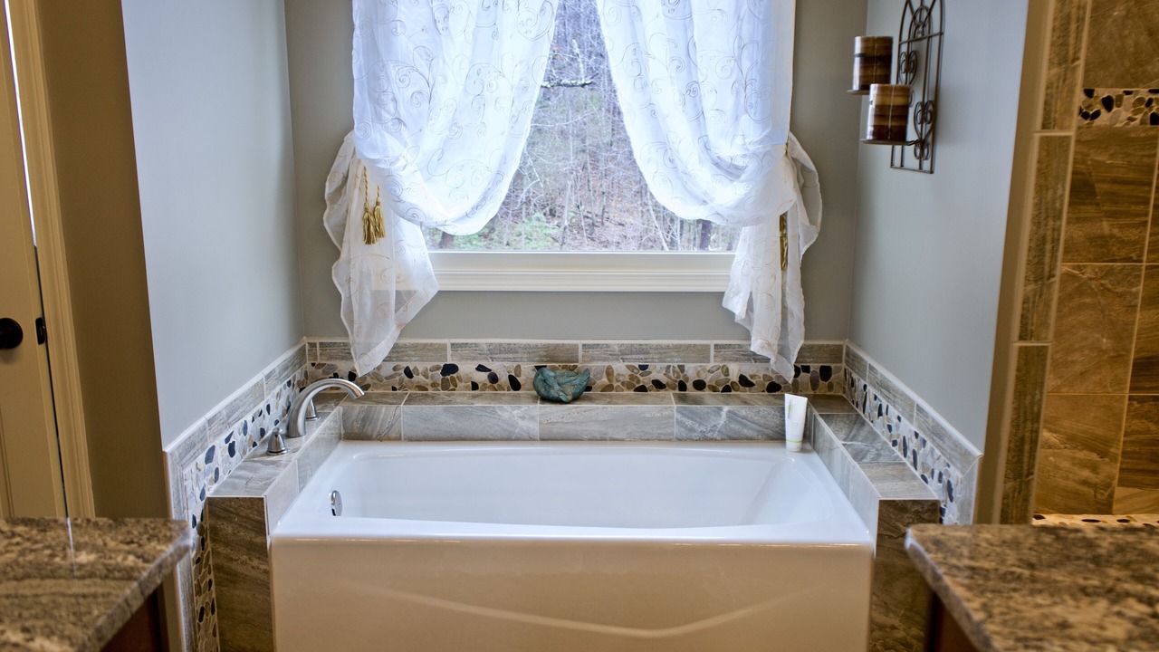 Photo of Bathroom in Dahlonega