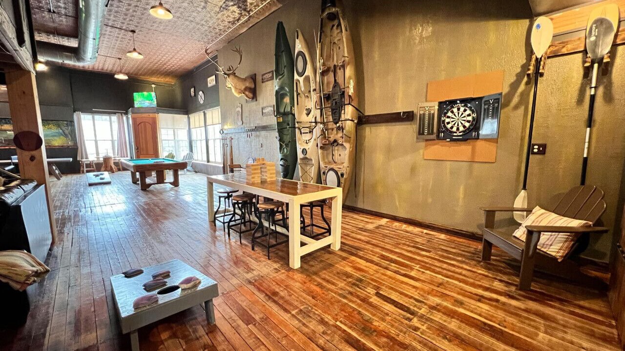 Photo of Others in Cotter