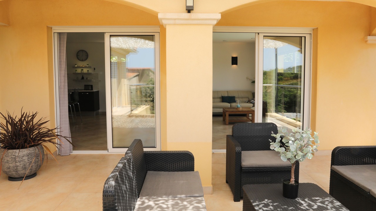 Photo of Patio Balcony in Marine de Saint Ambroggio