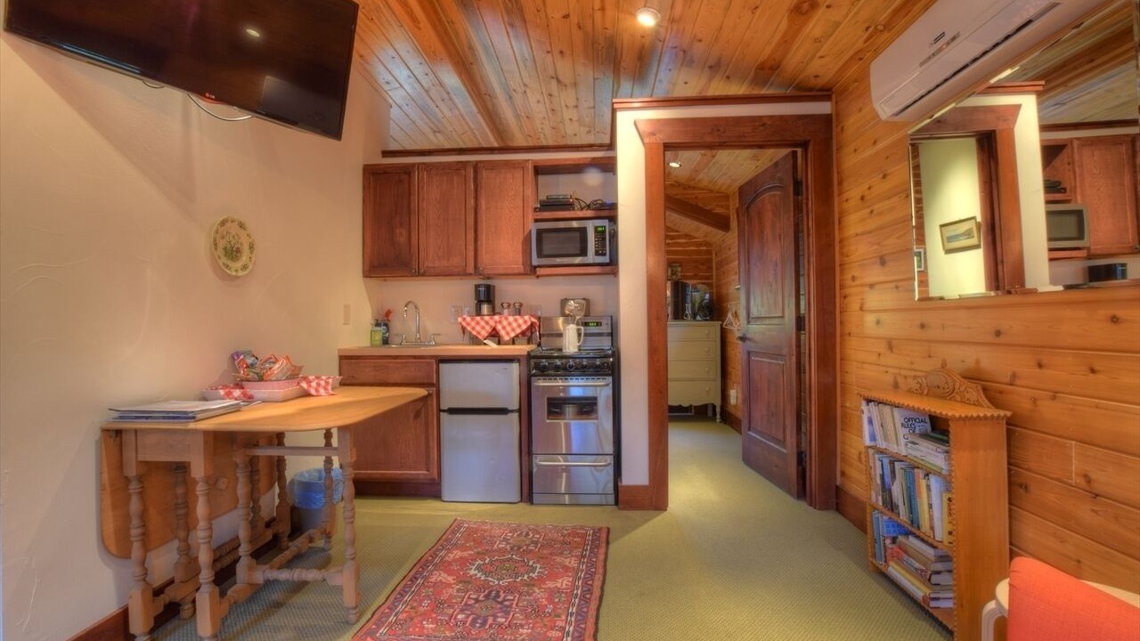 Photo of Kitchen in University District