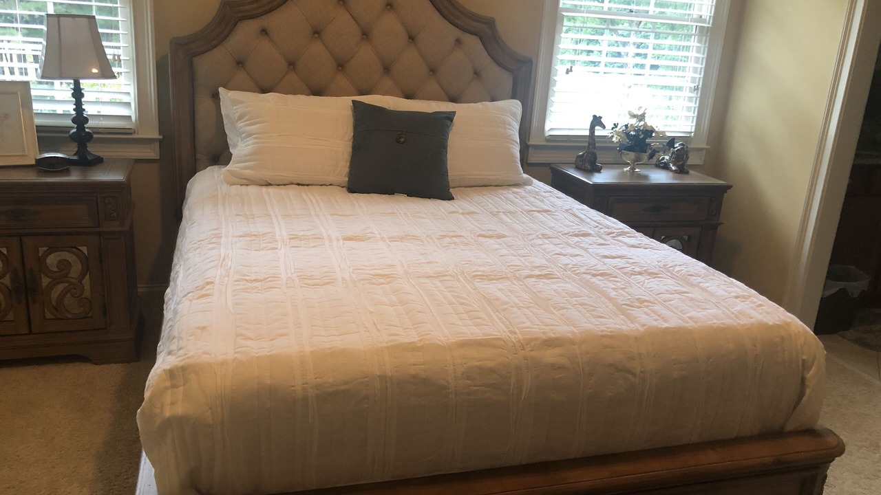 Photo of Bedroom in Flowery Branch