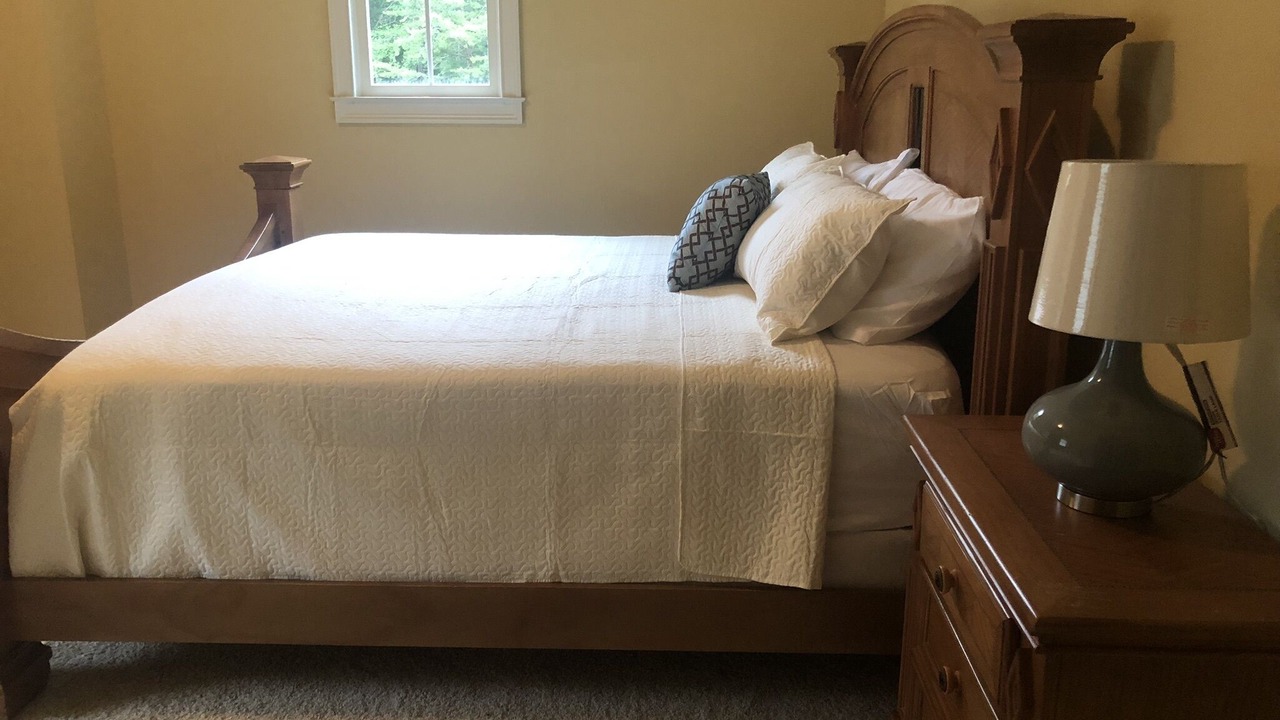 Photo of Bedroom in Flowery Branch