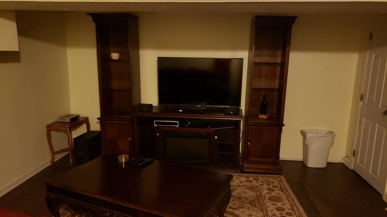 Photo of Livingroom in Forest Hills