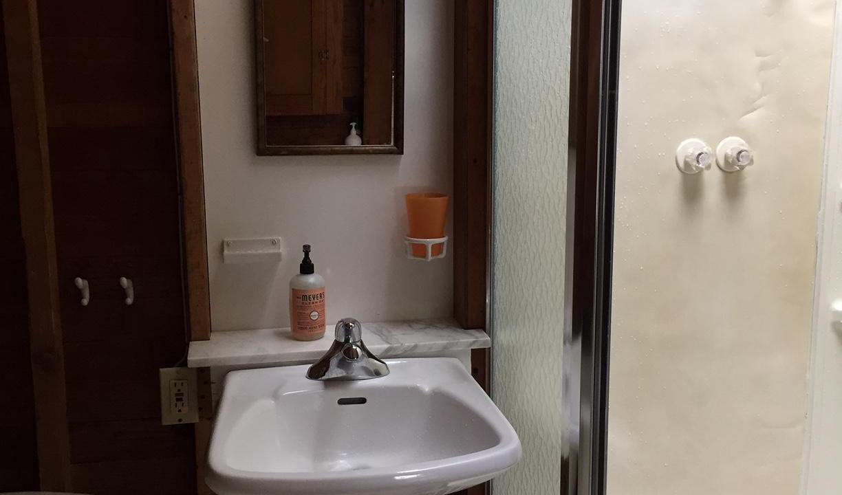Photo of Bathroom in Round Pond