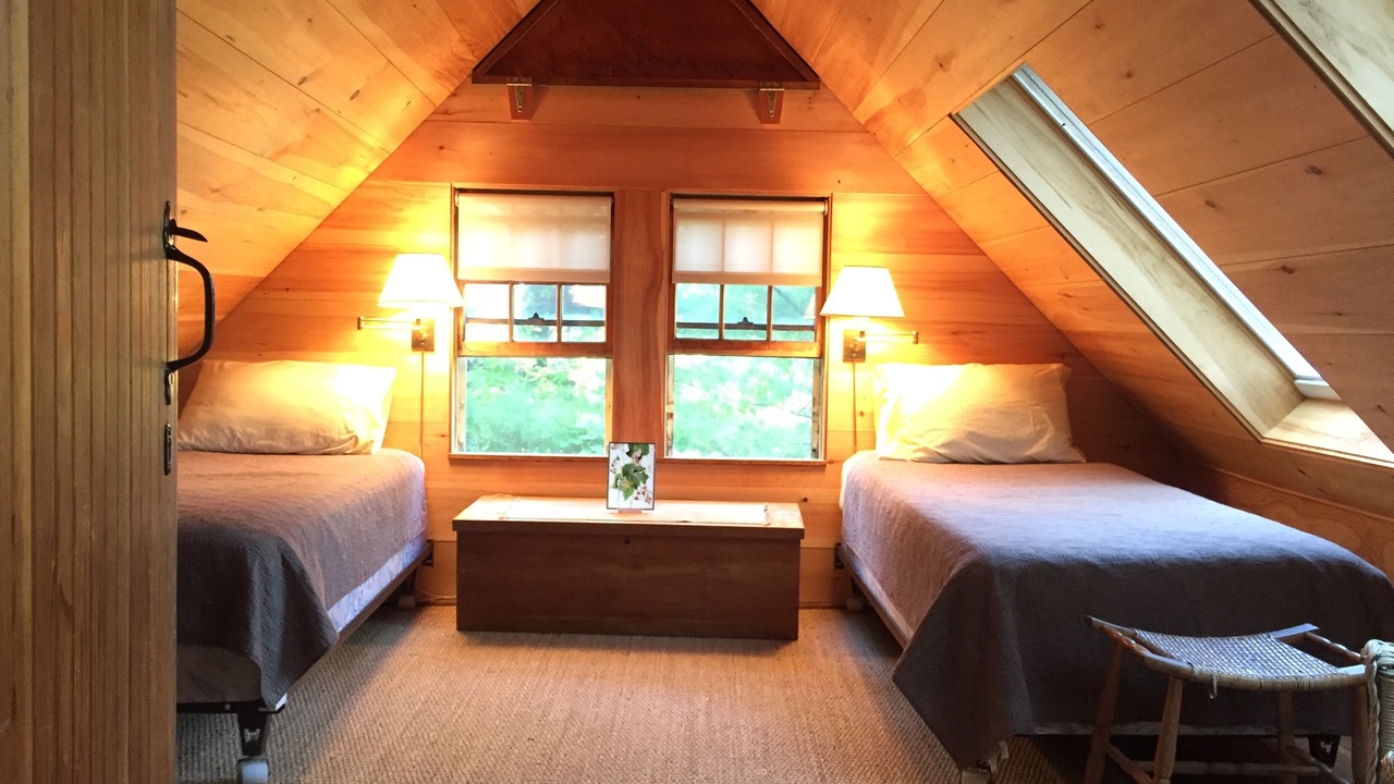 Photo of Bedroom in Round Pond