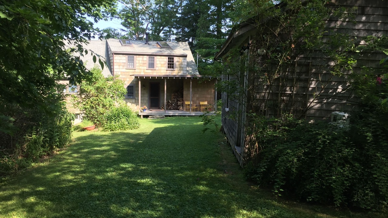 Photo of Outdoor in Round Pond