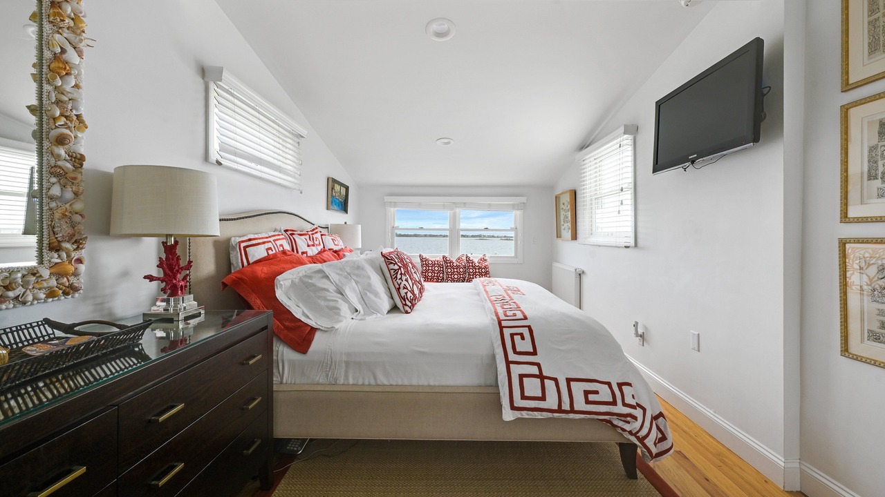 Photo of Bedroom in Westhampton Beach