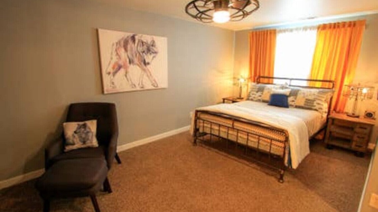 Photo of Bedroom in Victor