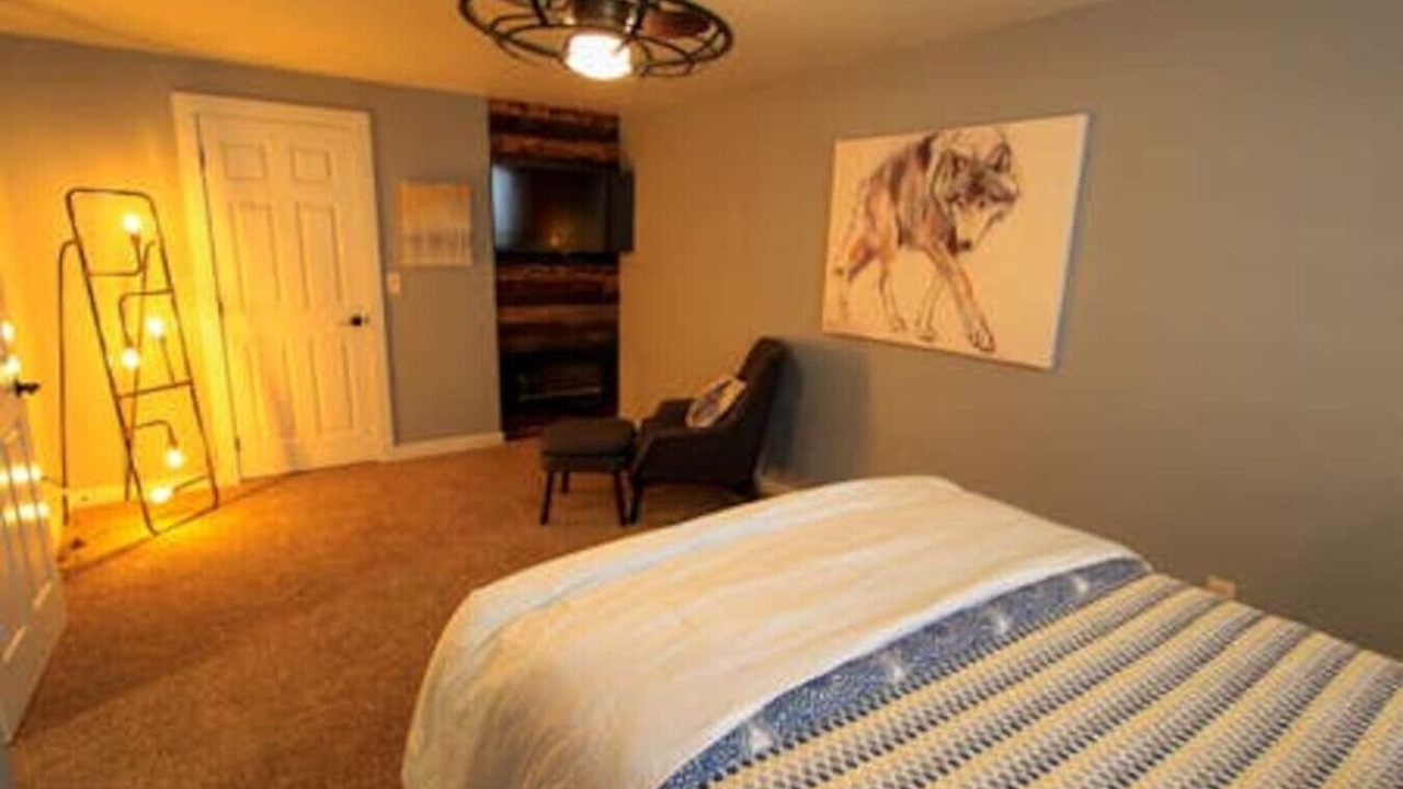 Photo of Bedroom in Victor