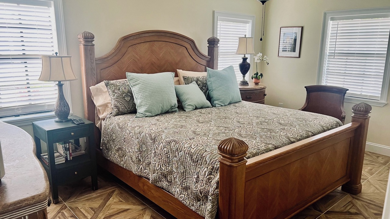 Photo of Bedroom in Davis Islands