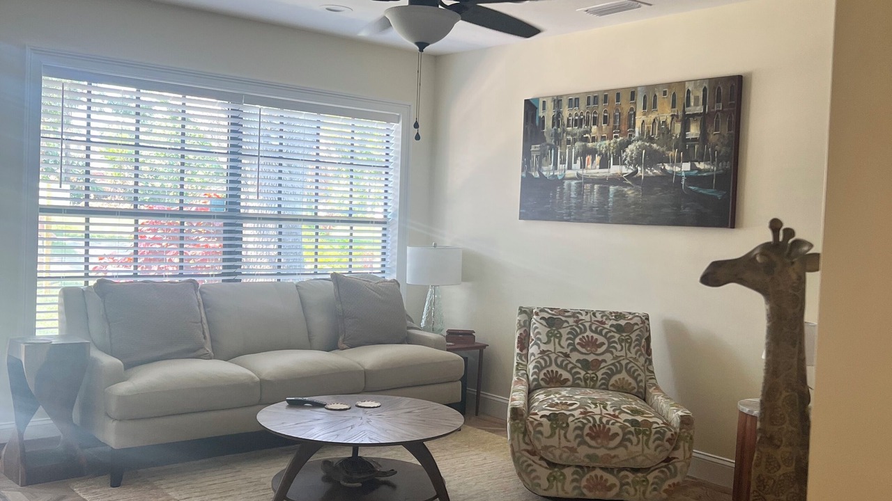 Photo of Livingroom in Davis Islands