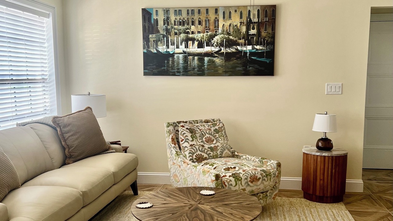 Photo of Livingroom in Davis Islands