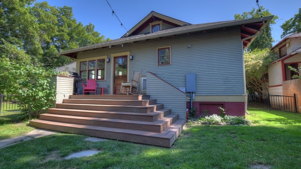 Photo of Outdoor in University District