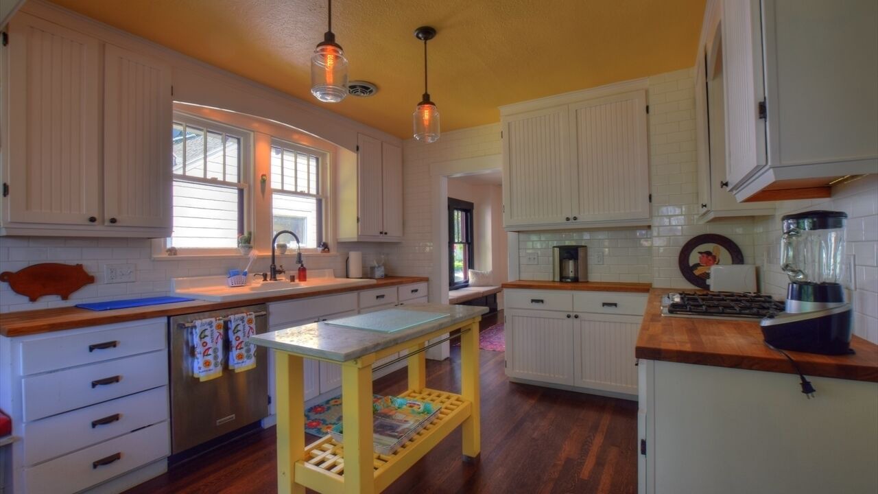 Photo of Kitchen in University District