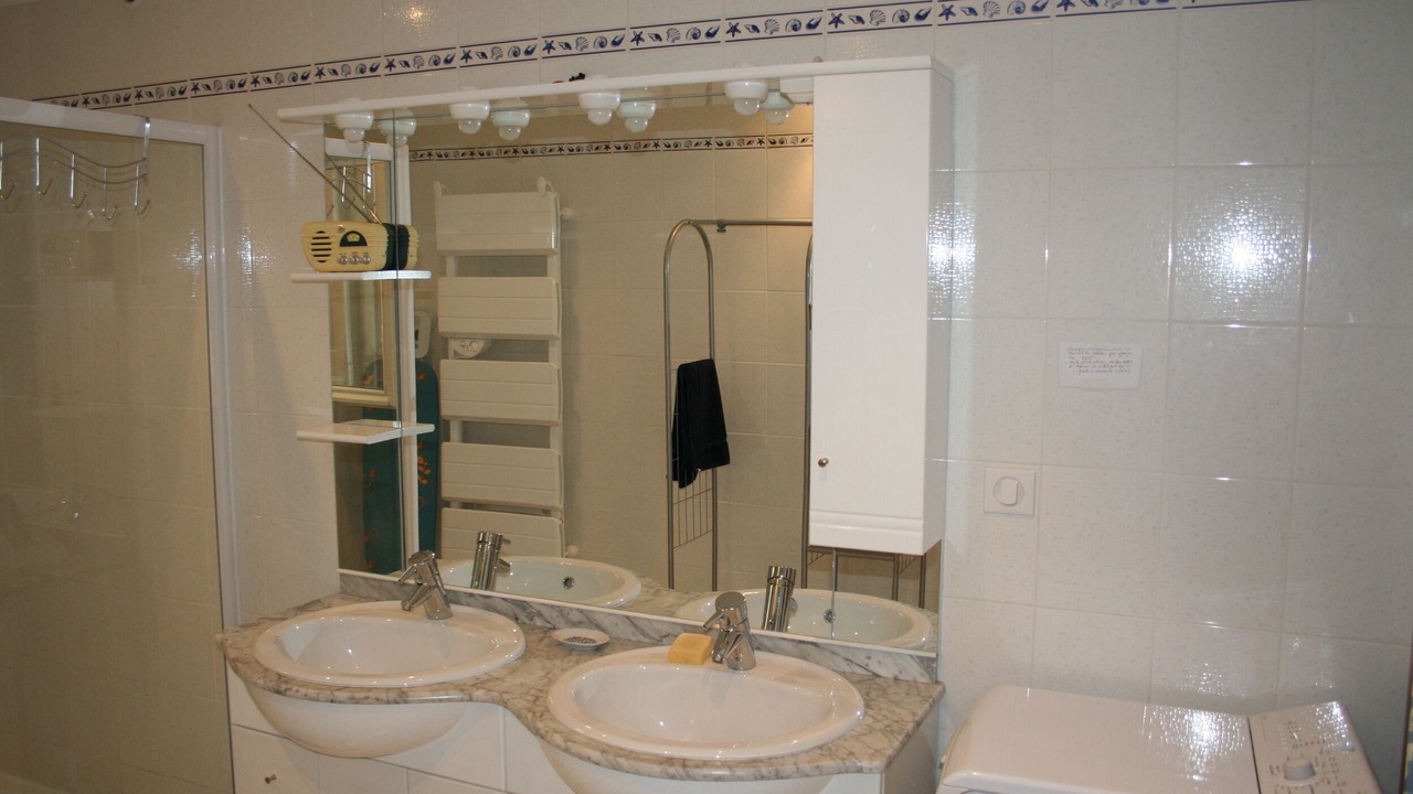Photo of Bathroom in Amelie-les-Bains-Palalda