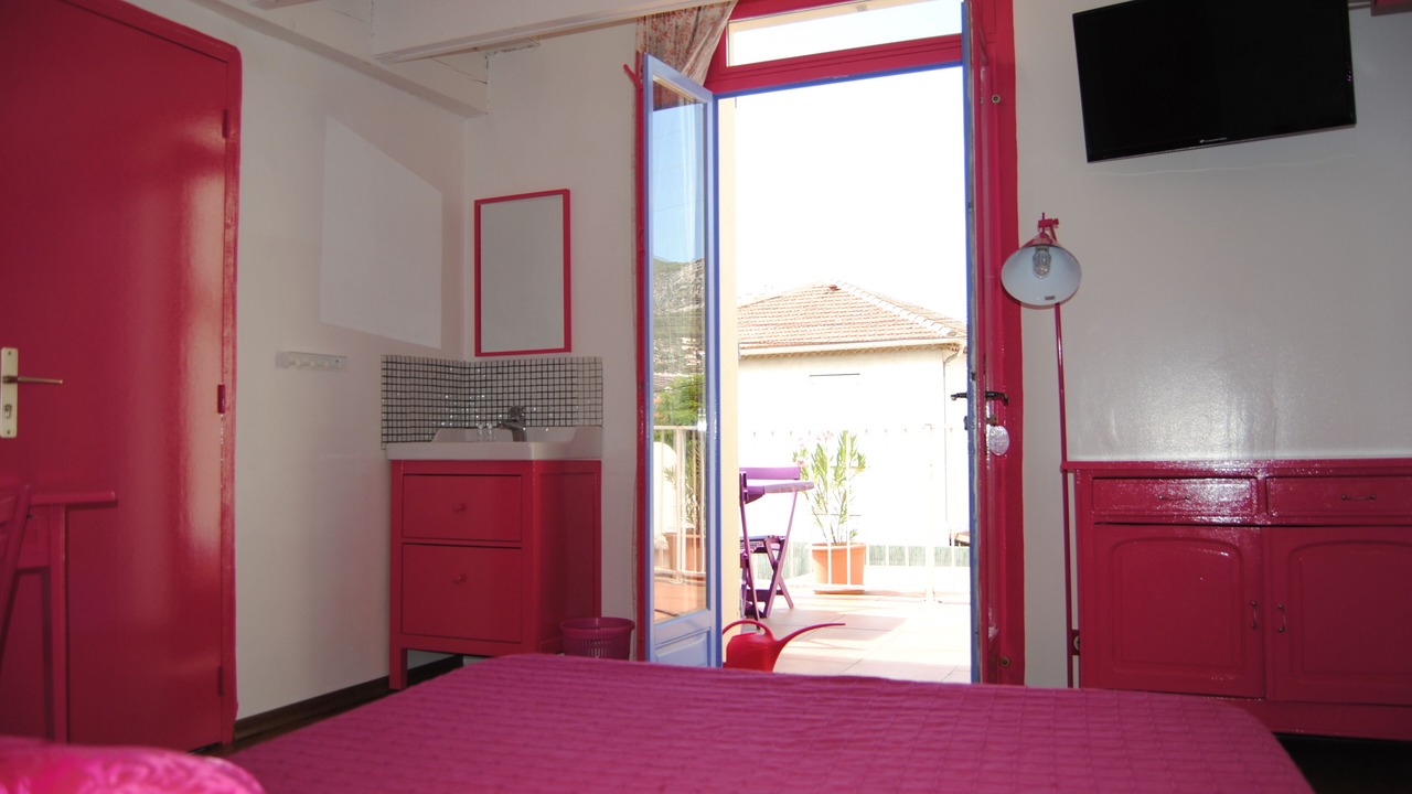 Photo of Bedroom in Le Mourillon