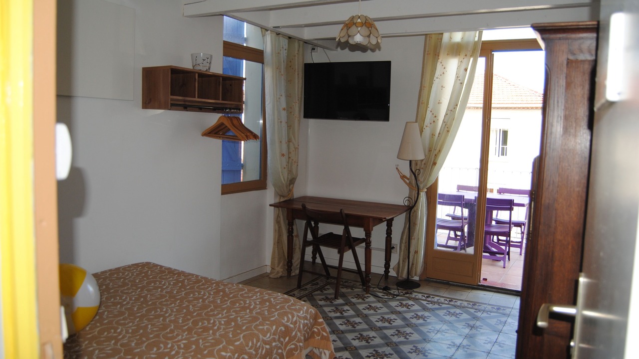 Photo of Bedroom in Le Mourillon