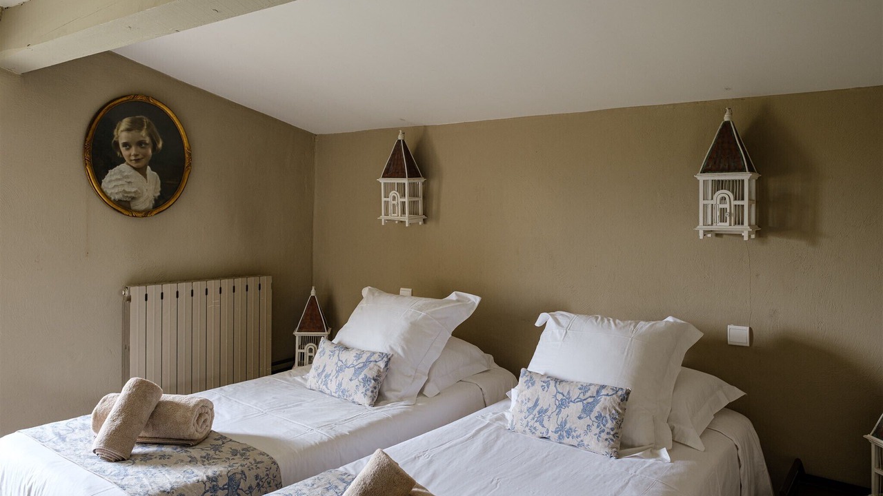 Photo of Bedroom in Pernes-les-Fontaines