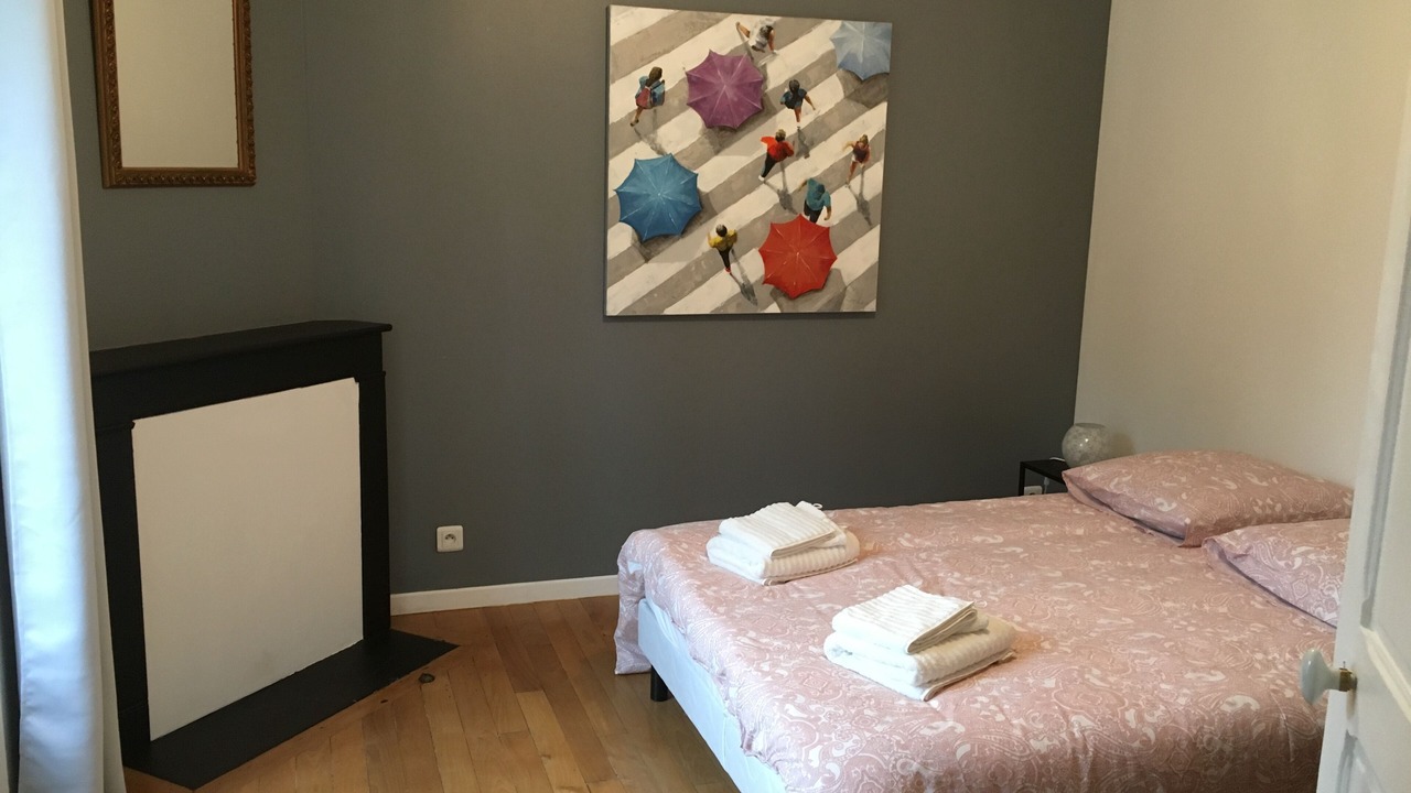 Photo of Bedroom in Vendeuvre-sur-Barse