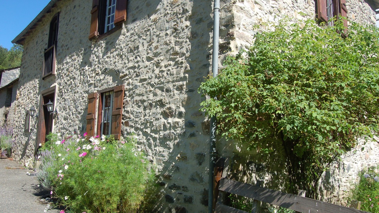 Photo of Outdoor in Argein