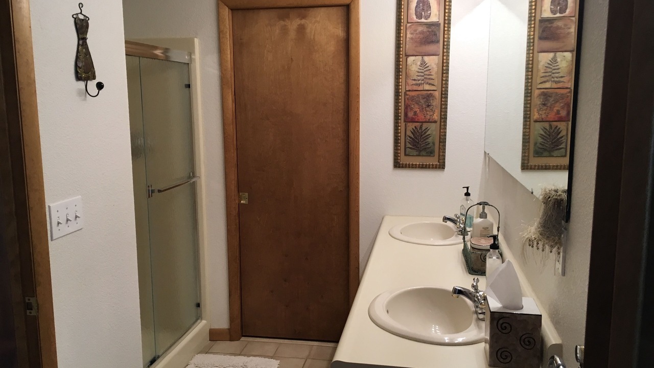 Photo of Bathroom in Spruce