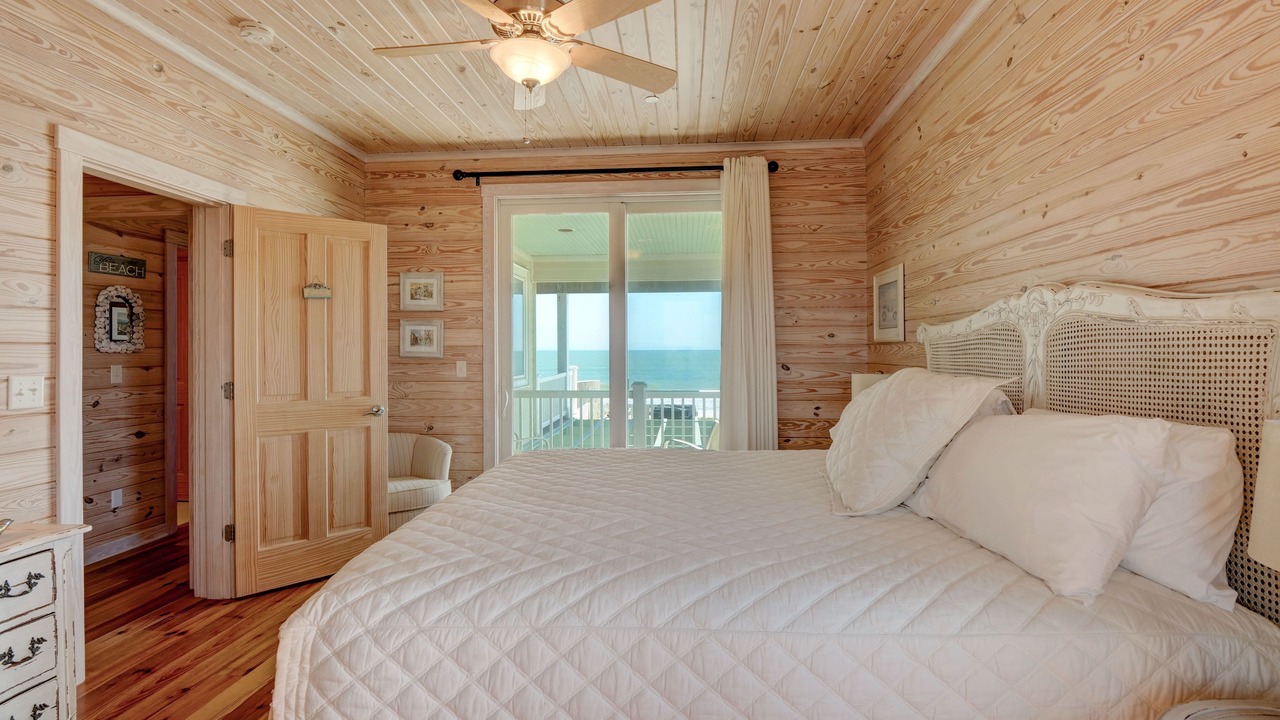 Photo of Patio Balcony in Ocean Sound Village
